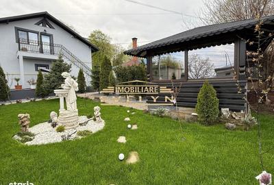 Casă cu 3 camere decomandat în Central - 1