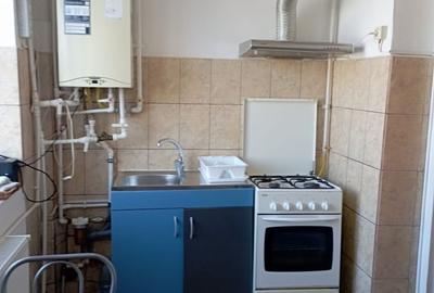 Apartament cu 2 camere decomandat în Lazu - 2