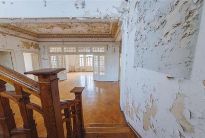 Vanzare vila interbelica in zona stradala, ultracentrala - 18