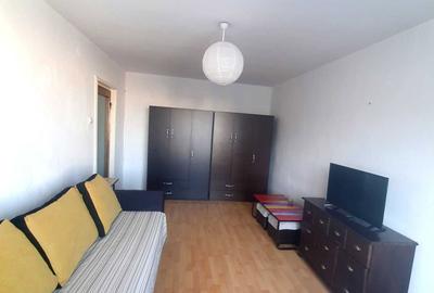 Apartament cu 2 camere decomandat în Crângași