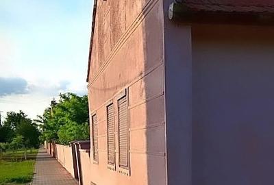 Se vinde sau se schimba cu locuinta in Arad, casa cu teren de 1440 mp - 2