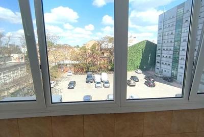 Apartament cu 3 camere decomandat în Centrul Civic - 2