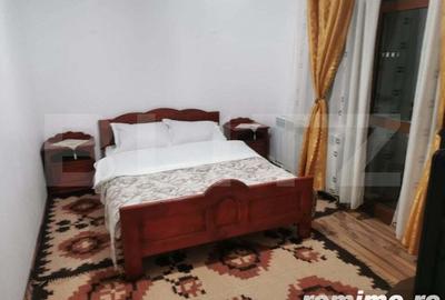 Casă cu 8 camere cu Teren 2200 Mp în Central - 10