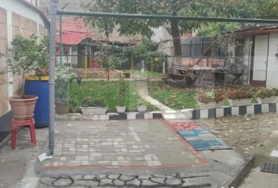 Casă cu 4 camere cu Teren 411 Mp în Central - 2