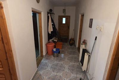 Casă cu 5 camere cu Canalizare în Dragomirești - 7