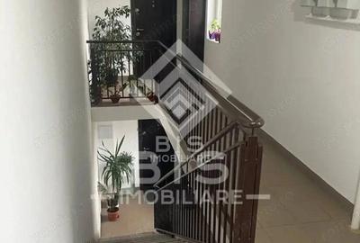 Apartament cu 4 camere decomandat în Calea Moldovei - 18