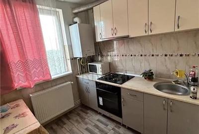 Apartament cu 2 camere decomandat, mobilat în Dâmbovița