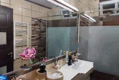 Apartament cu 3 camere decomandat, mobilat în P-ța Victoriei - 3