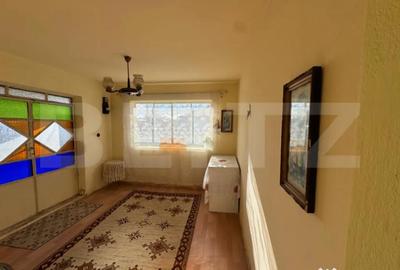 Casă cu 4 camere cu Teren 600 Mp în Central - 2