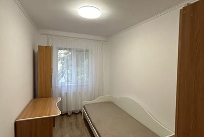 PACURARI PETRU PONI 3 CAMERE DECOMANDAT CONF.1 ET.2 MOBILAT       COD 160148 - 3
