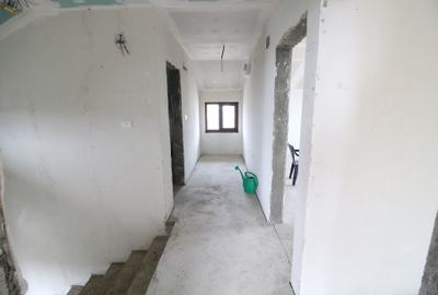 Vand vila D+P+M  Sat Costi ( Floricultura) cu bransamente la utilitati -135.000E - 12