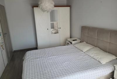 Se inchiriaza apartament 3 camere, str Dobrogeanu Gherea, etajul 1 - 7