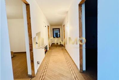 Casă cu 10 camere cu Canalizare în Burdujeni - 15
