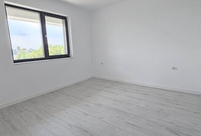 Casă cu 4 camere cu Teren 350 Mp în Berceni - 6