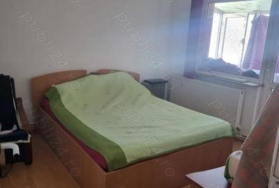 Apartament cu 3 camere decomandat în Poarta 6 - 5
