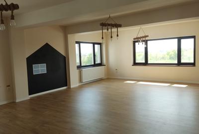 Corbeanca /Paradisul verde - Inchiriere Vila pretabila gradinita Corbeanca /Paradisul verde - Inchiriere Vila pretabila gradinita - 12