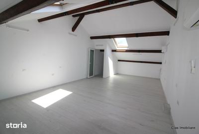 Spațiu comercial, de 407 mp, în Central - 14
