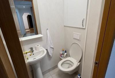Apartament cu 3 camere decomandat în Micro 16 - 8