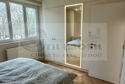 Apartament cu 3 camere semidecomandat, mobilat în Copou - 6