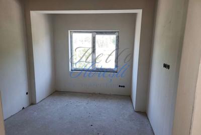 Casa cu 3 camere pe 2 etaje in Luna de sus - 10