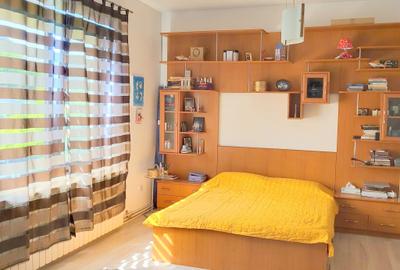 Casă individuală cu 4 camere cu Garaj în Banca Națională - 3