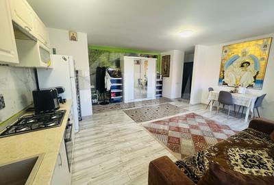 Apartament cu 3 camere semidecomandat, mobilat în Florești - 2