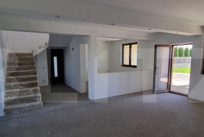 Casa Duplex Moderna ?i Spa?ioasa in Lazuri Casa Duplex Moderna ?i Spa?ioasa in Lazuri - 5