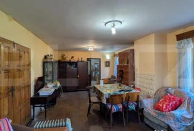 Casă cu 7 camere cu Teren 1656 Mp în Central - 6