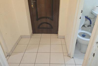 Inchiriez sau vand garsoniera in Deva, zona Dacia, etaj 2, situata pe mijloc, suprafata utila 22 mp, - 2