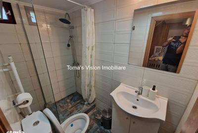 Casă cu 6 camere cu Teren 750 Mp în Măneciu - 2