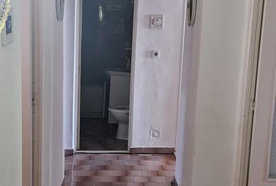 Apartament cu 3 camere decomandat în Pod - 1