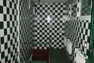 Spațiu comercial, de 330 mp, în P-ța Rosetti - 10