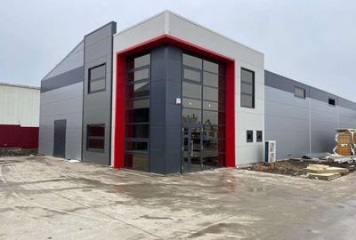 Spațiu industrial, de 594 mp, în Nord