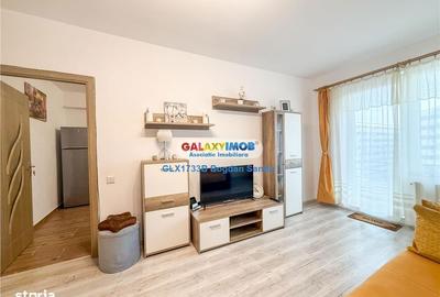 Garsonieră decomandată în Roșu