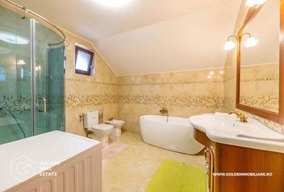 Casă cu 6 camere cu Garaj în Livada - 2