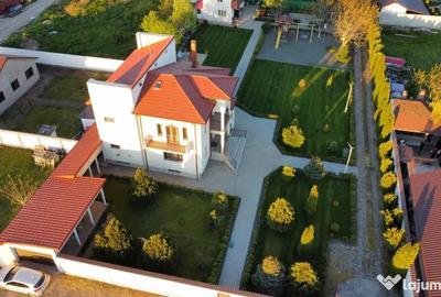 Casă cu 5 camere în Vânători - 1