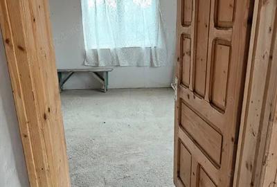 Casa de vanzare, com.Luciu - 9