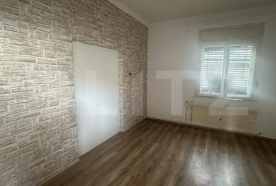 Casa de locuit cu 3 camere, 80 mp, cu 683 mp teren, zona Centrala - 3