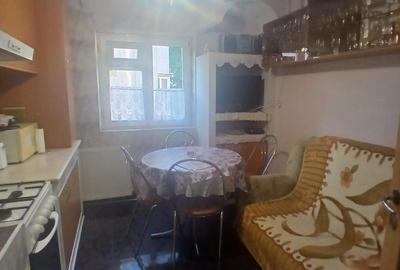 Apartament cu 2 camere semidecomandat, mobilat în Girocului - 9