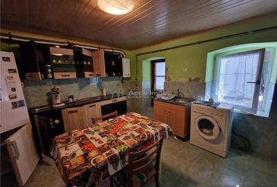 Resita Casa 10 Camere Zona Muncitoresc - 7