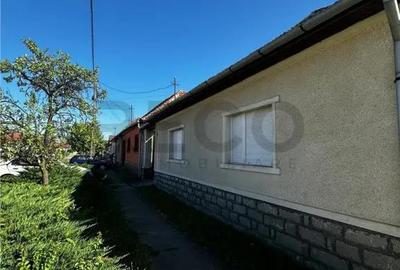 Casă cu 2 camere în Uileacu de Beiuș - 1