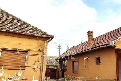 Casă cu 5 camere cu Teren 1937 Mp în Șimand