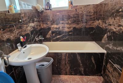 Apartament cu 2 camere nedecomandat în Tomis III - 18