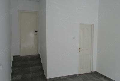 Spațiu comercial, de 37 mp, în Horea - 3