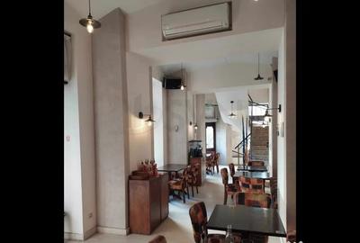 Casă cu 7 camere cu Teren 300 Mp în Centrul Istoric - 4