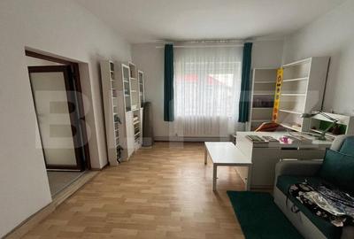 Casă cu 5 camere cu Teren 2000 Mp în Beclean - 9