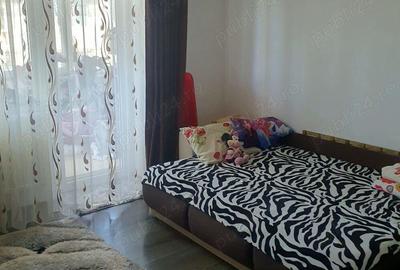 Apartament cu 3 camere semidecomandat în Cantemir - 4