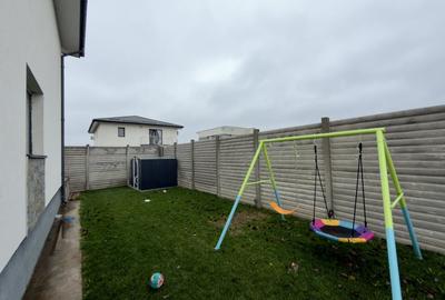 Casa| Vila individuala |Com Berceni la sosea | 10min metrou Aparatorii Patriei - 20