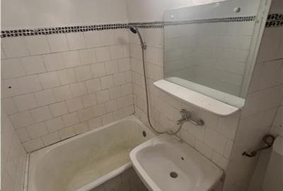 Apartament cu 2 camere nedecomandat în Circumvalațiunii - 7