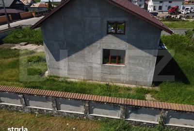 Casă cu 5 camere cu Teren 1204 Mp în Comișani - 2